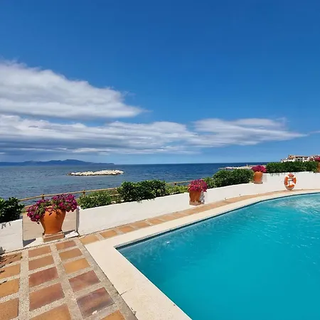 Appartamento En L'escala Con Terraza Cerca De La Playa - Hisp-236-127
